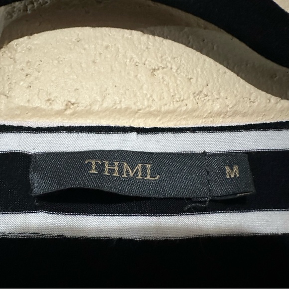 THML‎ maxi dress striped with great details size medium - Picture 6 of 7